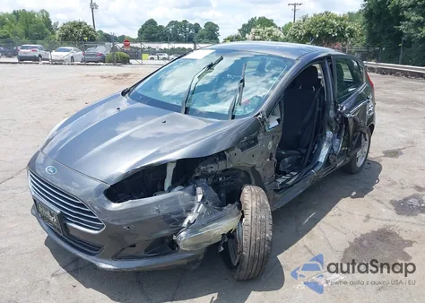2019 Ford Fiesta Se z USA, uszkodzony, nr VIN 3FADP4EJ1KM161890
